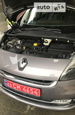 Renault Grand Scenic 2012