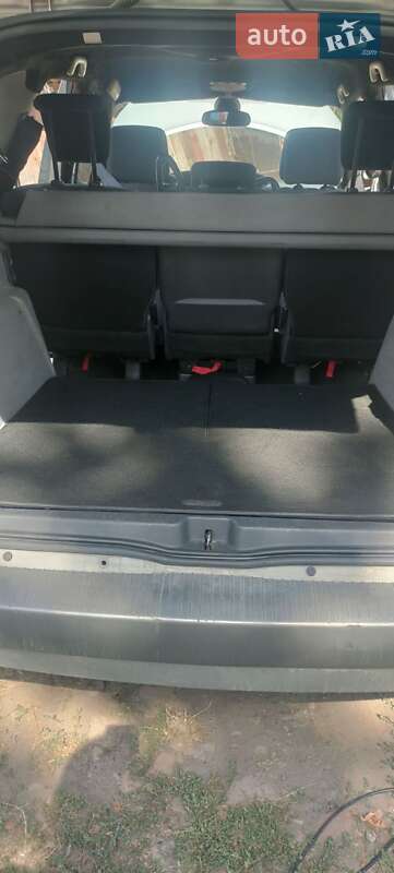 Минивэн Renault Grand Scenic 2005 в Гайвороне