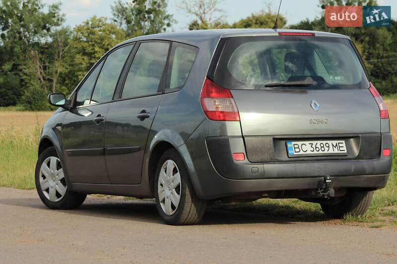 Минивэн Renault Grand Scenic 2004 в Сокале