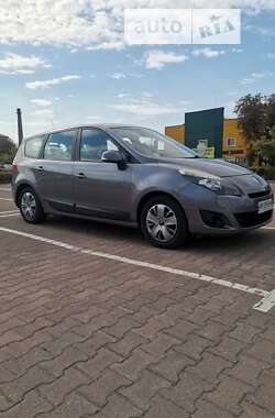 Renault Grand Scenic 2010