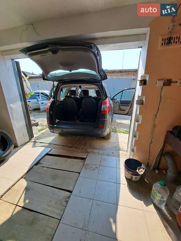 Минивэн Renault Grand Scenic 2007 в Ивано-Франковске