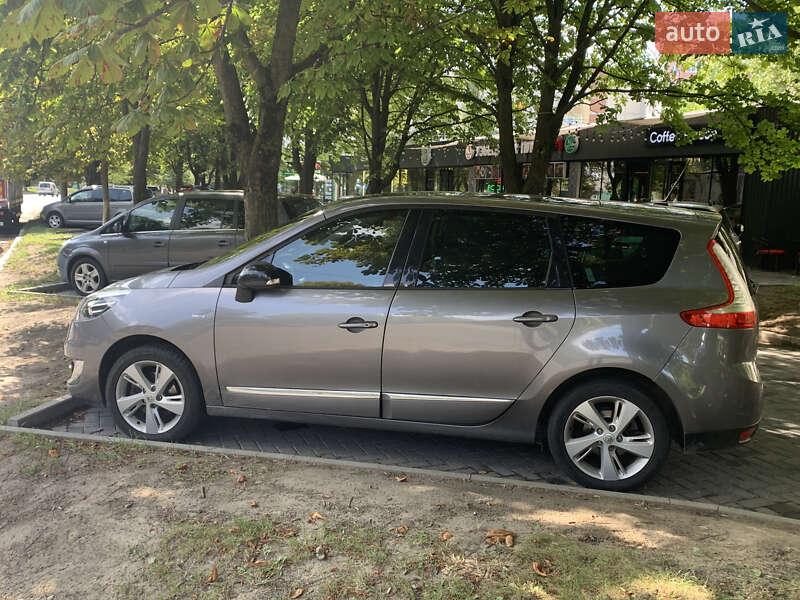 Мінівен Renault Grand Scenic 2012 в Луцьку
