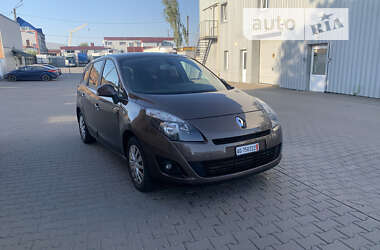 Минивэн Renault Grand Scenic 2011 в Ровно