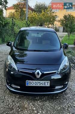 Renault Grand Scenic 2013