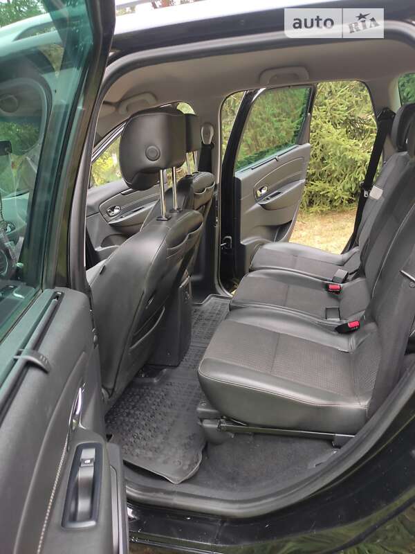 Минивэн Renault Grand Scenic 2014 в Киеве