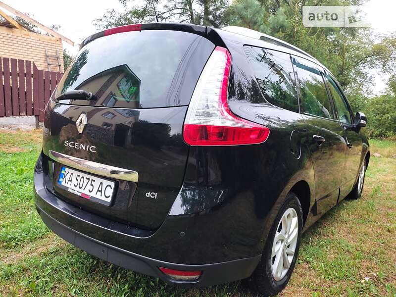 Минивэн Renault Grand Scenic 2014 в Киеве