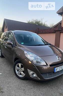 Мінівен Renault Grand Scenic 2009 в Івано-Франківську