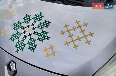 Минивэн Renault Grand Scenic 2012 в 