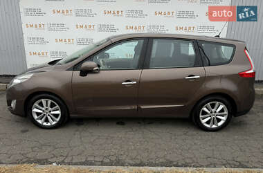 Минивэн Renault Grand Scenic 2010 в 