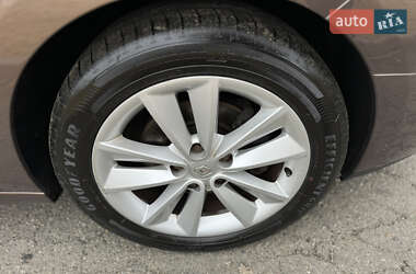 Минивэн Renault Grand Scenic 2010 в 