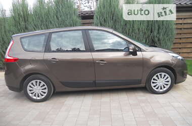 Минивэн Renault Grand Scenic 2010 в Буче