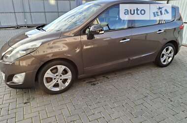 Минивэн Renault Grand Scenic 2011 в Ровно