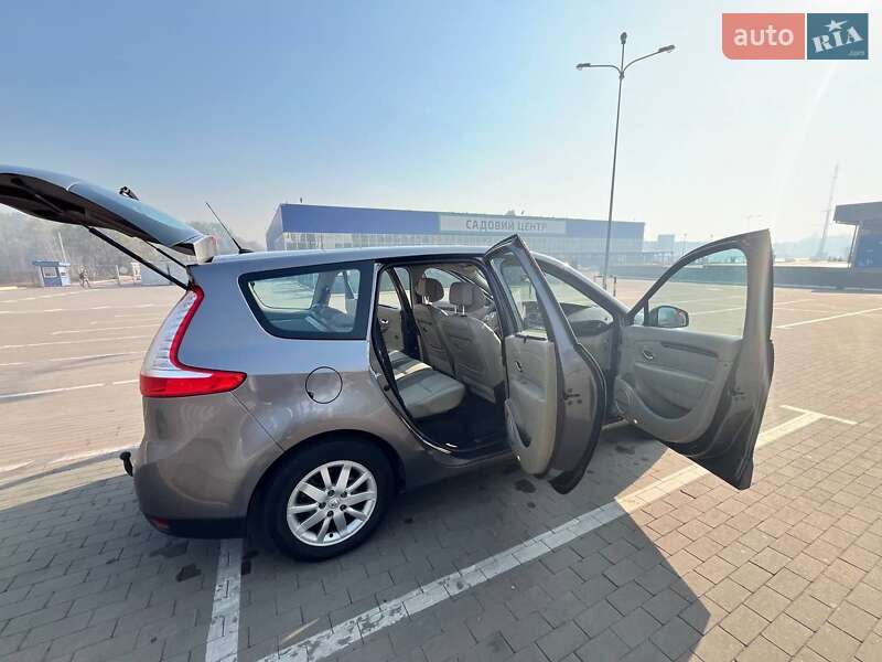 Мінівен Renault Grand Scenic 2011 в Сумах