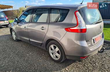 Минивэн Renault Grand Scenic 2010 в 