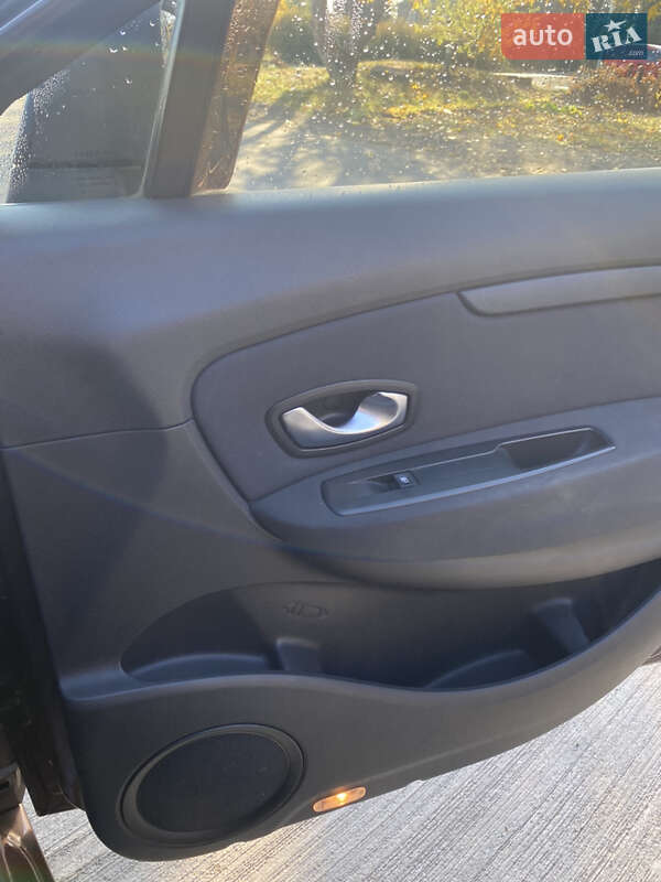 Мінівен Renault Grand Scenic 2009 в П'ятихатках