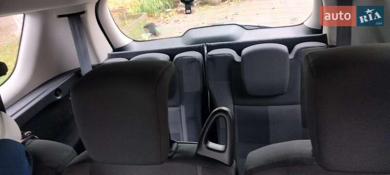 Минивэн Renault Grand Scenic 2011 в Луцке фото 5 Минивэн Renault Grand Scenic 2011 в Луцке