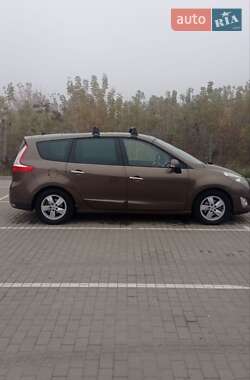 Renault Grand Scenic 2010