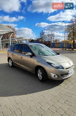 Renault Grand Scenic 2009