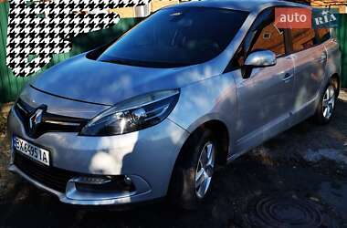Минивэн Renault Grand Scenic 2014 в 