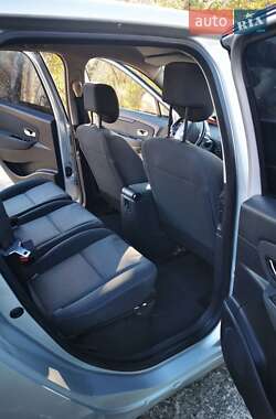 Минивэн Renault Grand Scenic 2014 в 