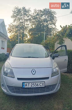 Мінівен Renault Grand Scenic 2011 в Хмельницькому