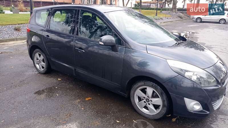 Мінівен Renault Grand Scenic 2011 в Звягелі