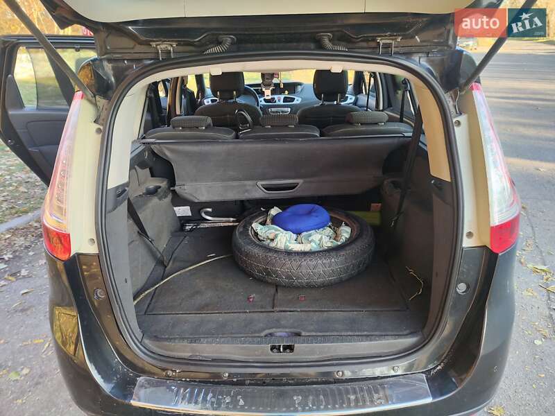 Минивэн Renault Grand Scenic 2010 в Запорожье