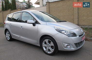 Renault Grand Scenic 2010