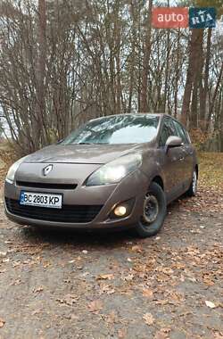 Renault Grand Scenic 2010