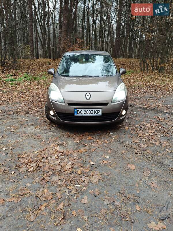 Мінівен Renault Grand Scenic 2010 в Кам'янці-Бузькій
