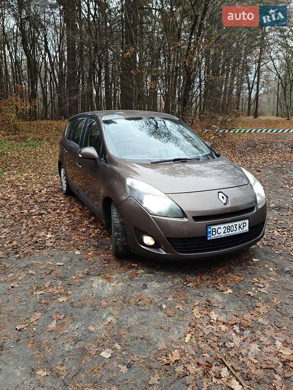 Мінівен Renault Grand Scenic 2010 в Кам'янці-Бузькій