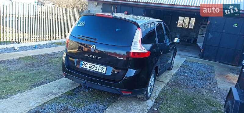 Минивэн Renault Grand Scenic 2010 в Буске