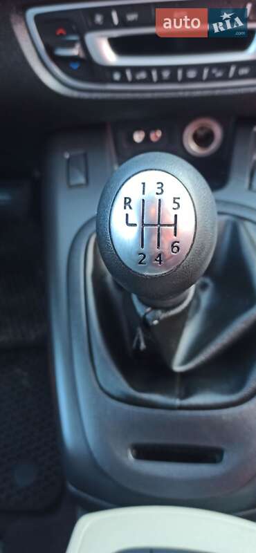 Минивэн Renault Grand Scenic 2010 в Буске