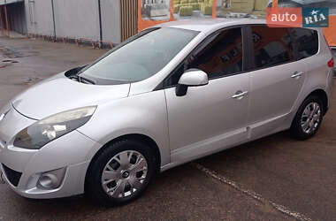 Минивэн Renault Grand Scenic 2011 в Житомире