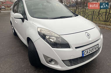 Renault Grand Scenic 2011