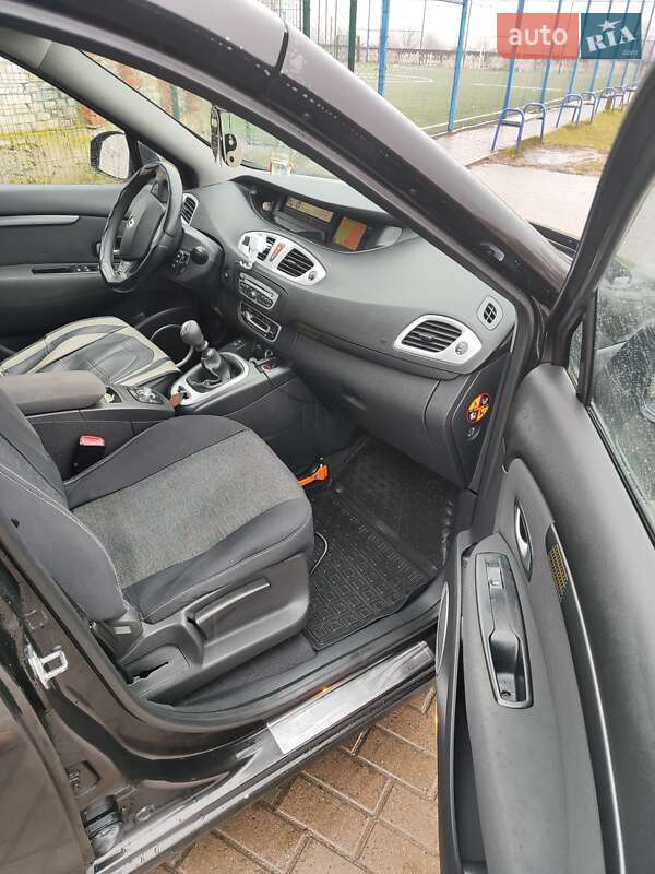 Минивэн Renault Grand Scenic 2009 в Бобрке