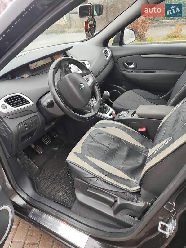 Минивэн Renault Grand Scenic 2009 в Бобрке