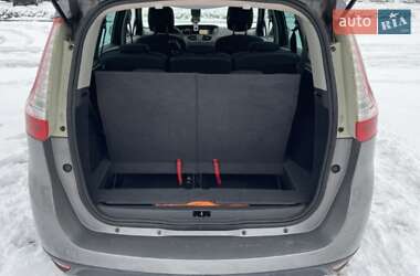 Минивэн Renault Grand Scenic 2014 в 