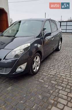 Минивэн Renault Grand Scenic 2011 в Ровно