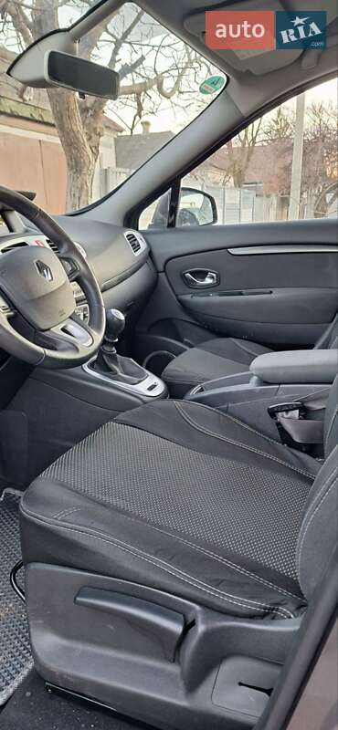 Мінівен Renault Grand Scenic 2010 в Дніпрі