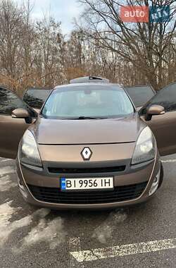 Минивэн Renault Grand Scenic 2011 в Полтаве