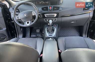 Минивэн Renault Grand Scenic 2012 в 