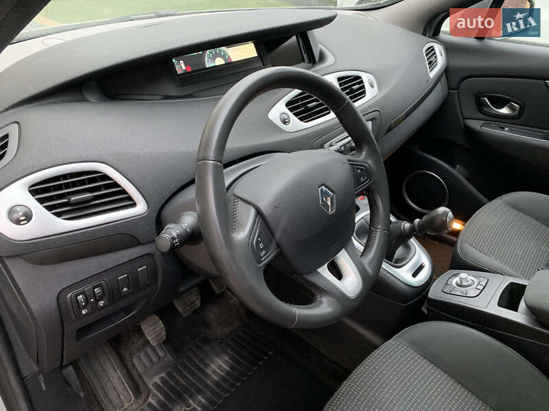 Минивэн Renault Grand Scenic 2010 в Львове