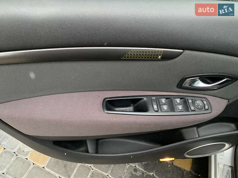 Минивэн Renault Grand Scenic 2010 в Львове