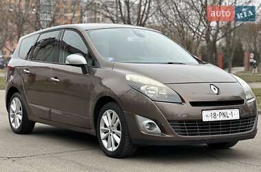 Renault Grand Scenic 2011