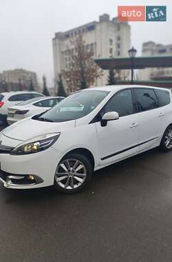 Renault Grand Scenic 2012