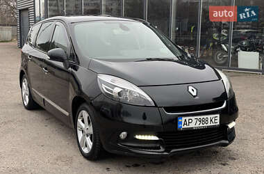 Минивэн Renault Grand Scenic 2012 в 