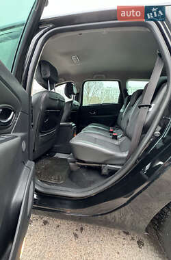 Минивэн Renault Grand Scenic 2012 в 