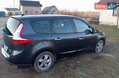 Renault Grand Scenic 2011 Renault Grand Scenic 2011