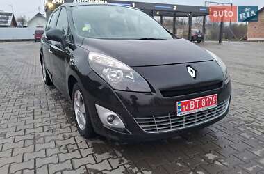 Минивэн Renault Grand Scenic 2009 в Косове